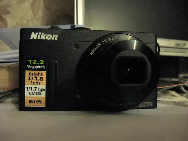 Nikon Coolpix P340